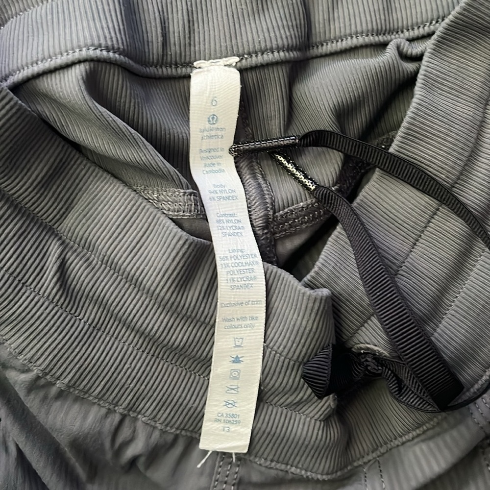 Lululemon pants